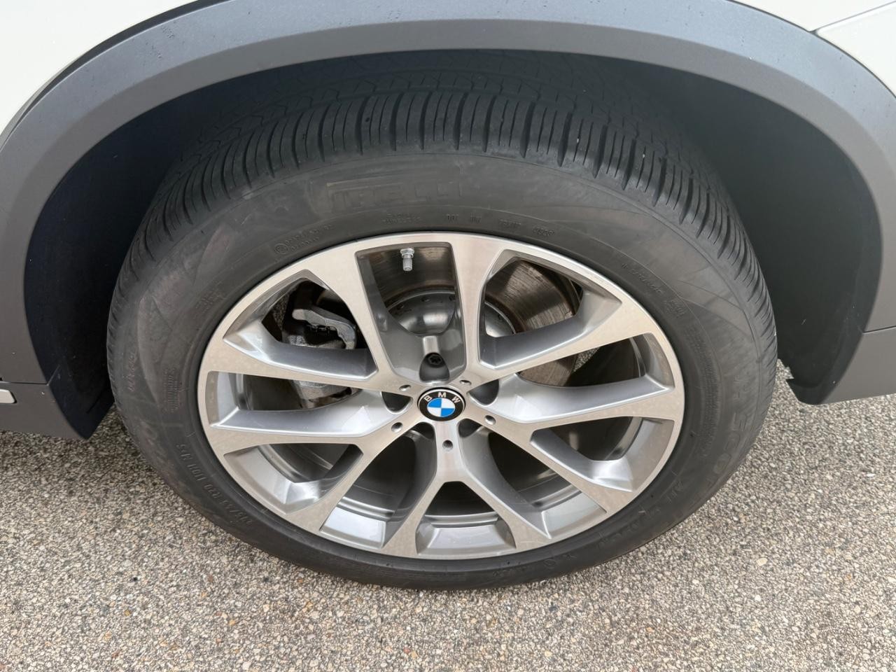 BMW X5 Vehicle Image 07