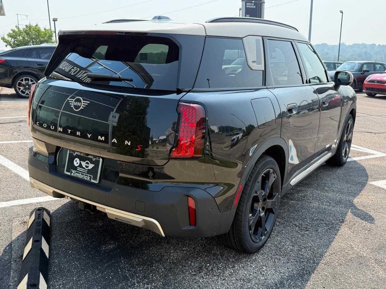 MINI Countryman Vehicle Image 03