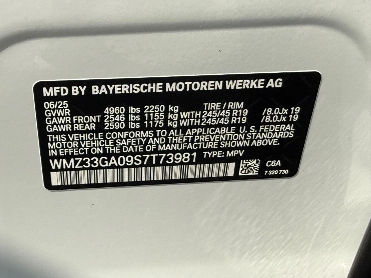MINI Countryman Vehicle Image 17