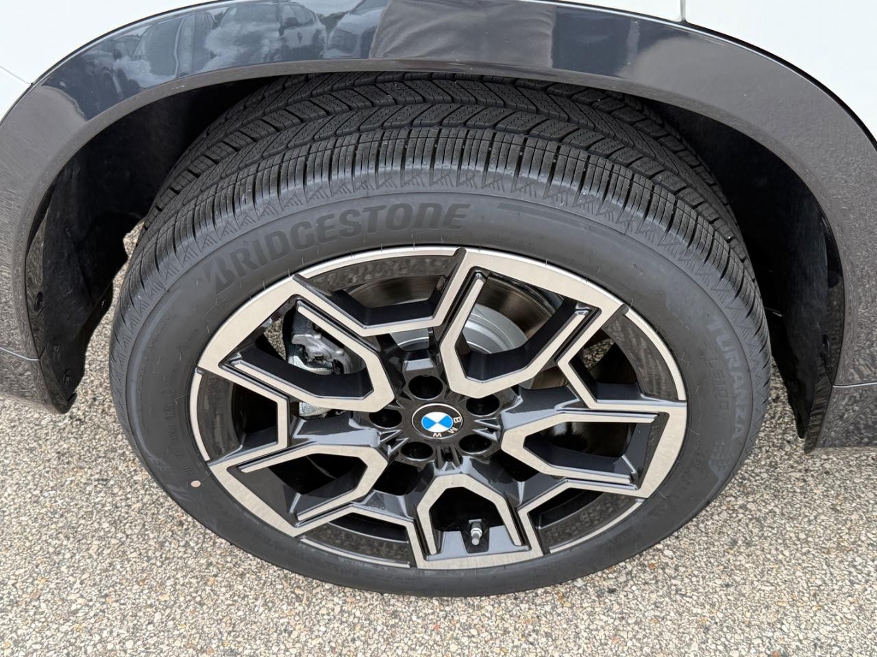 BMW X1 Vehicle Image 04