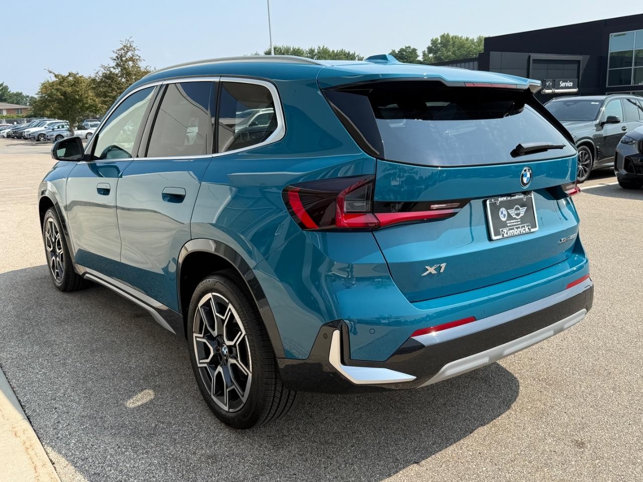 BMW X1 Vehicle Image 06