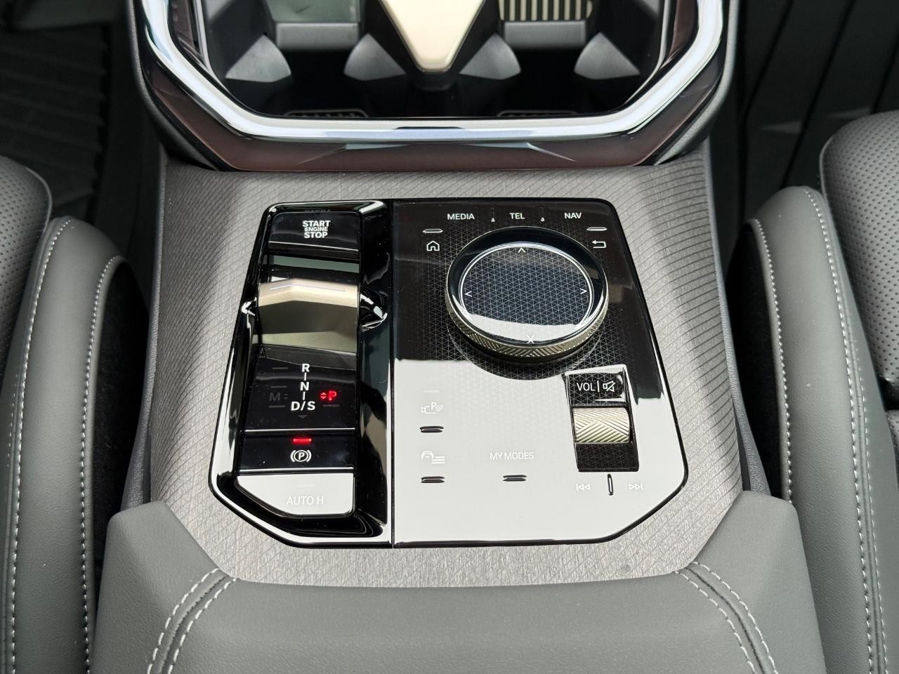 BMW X3 Vehicle Image 08