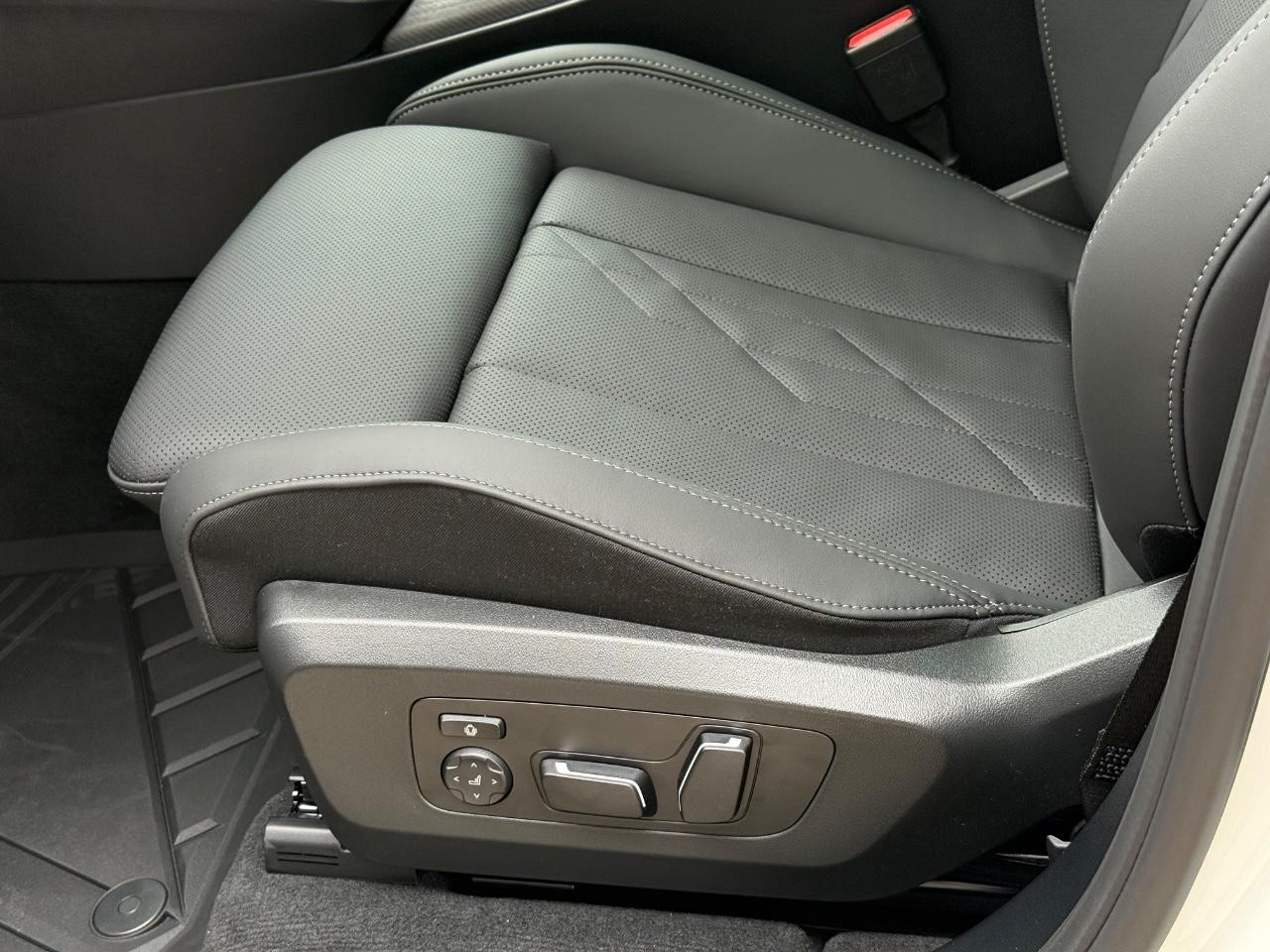 BMW X3 Vehicle Image 18