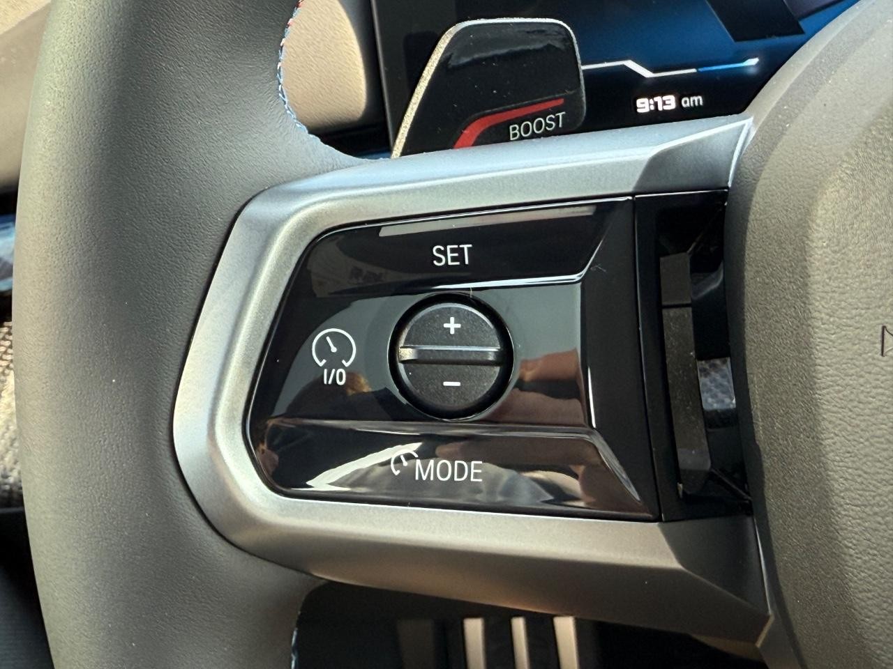 BMW i5 Vehicle Image 12