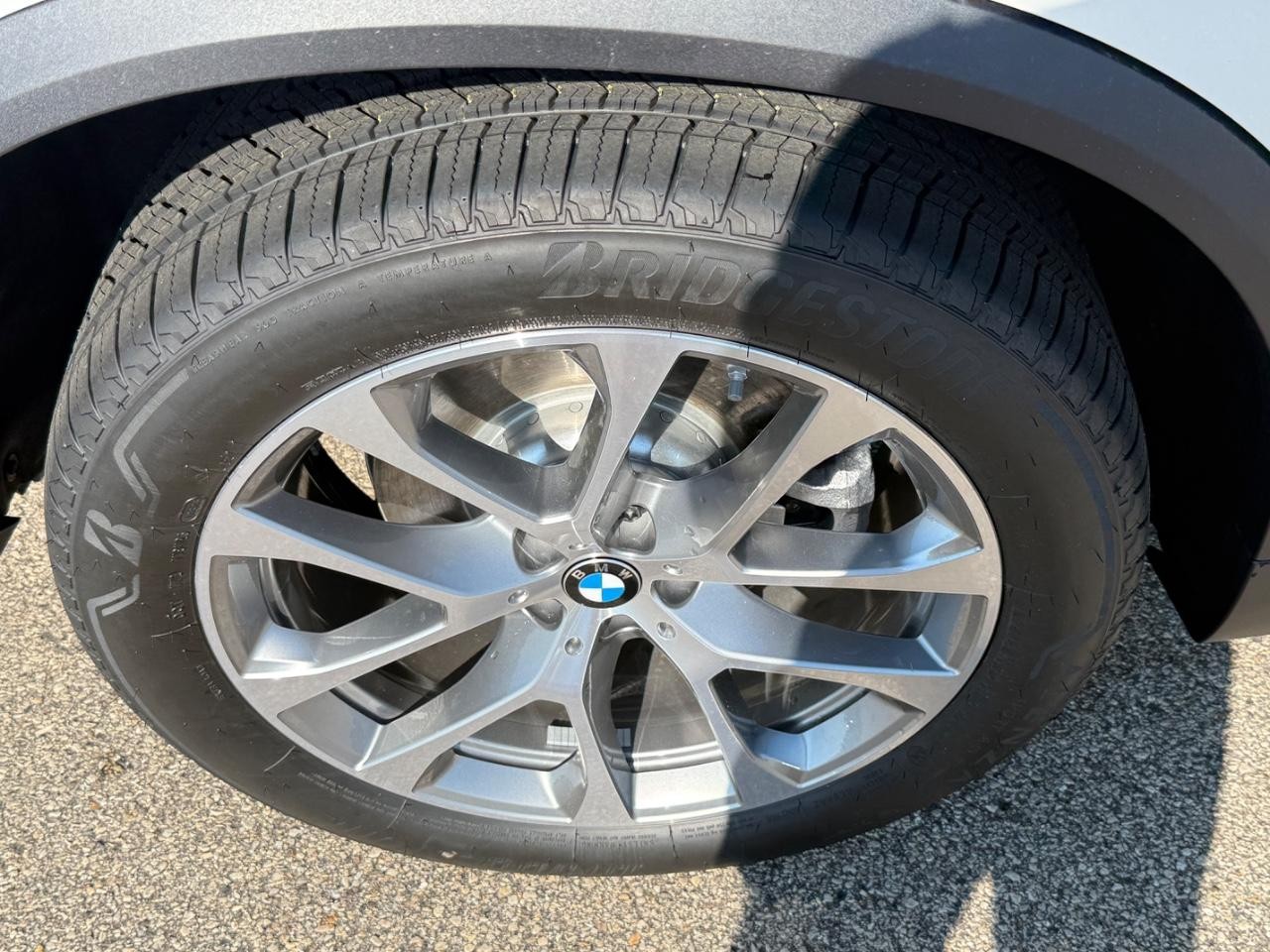 BMW X5 Vehicle Image 04