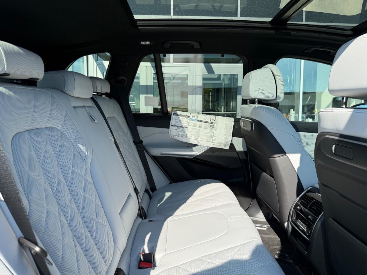 BMW X5 Vehicle Image 05