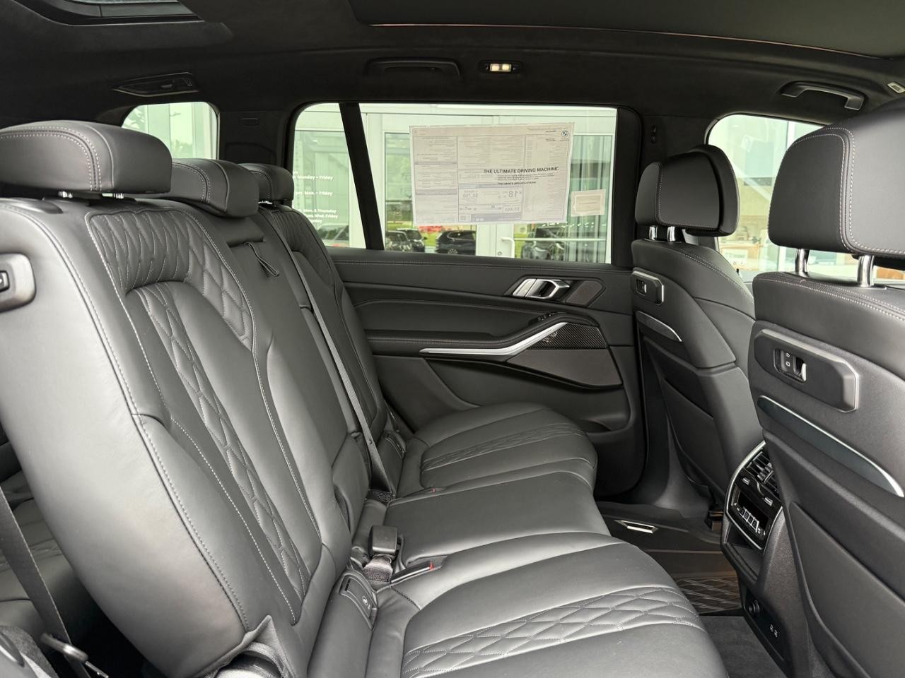 BMW X7 Vehicle Image 07