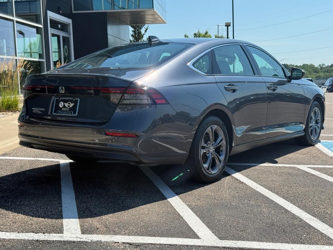 Honda Accord Sedan Vehicle Image 03