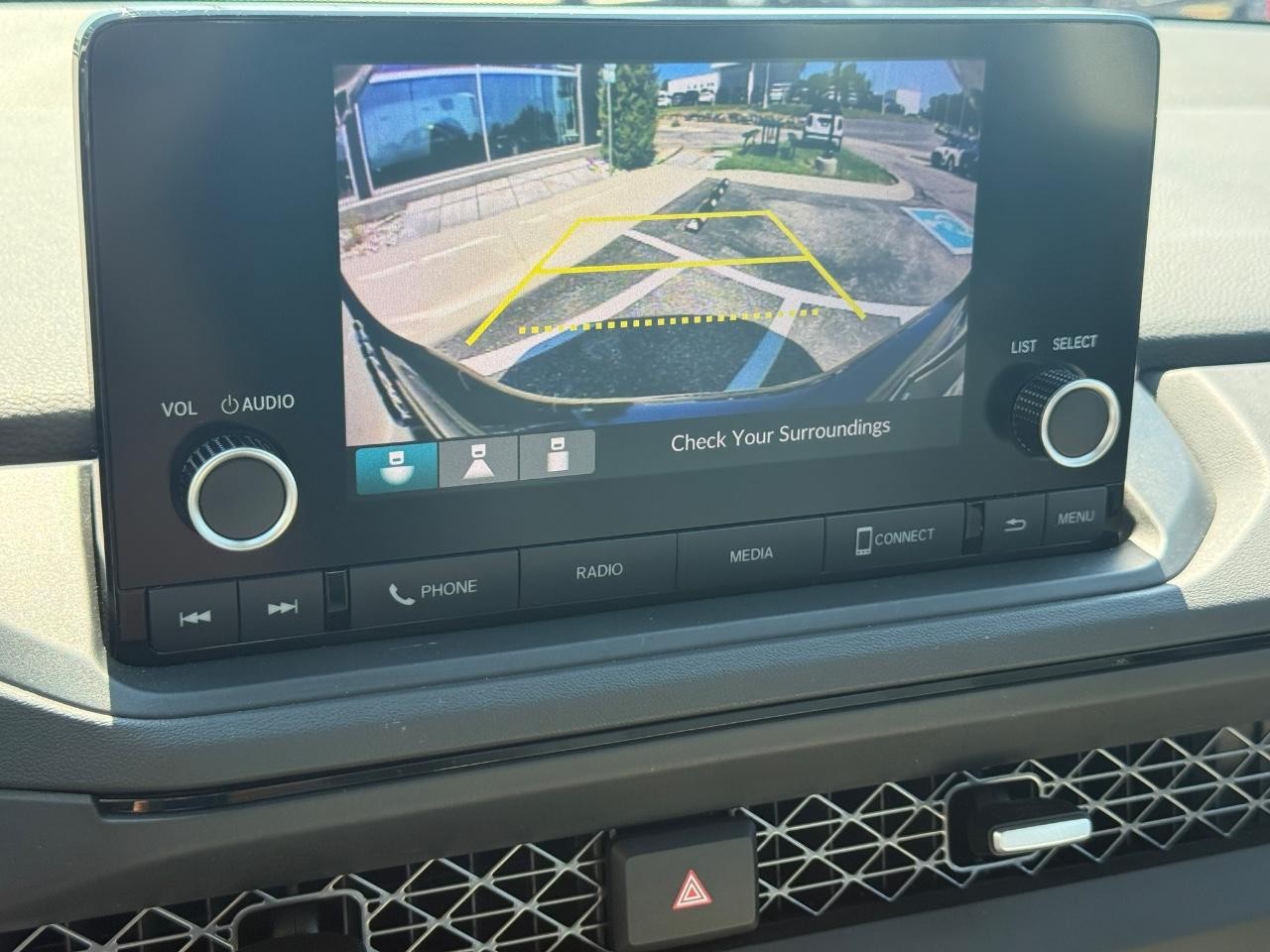 Honda Accord Sedan Vehicle Image 18