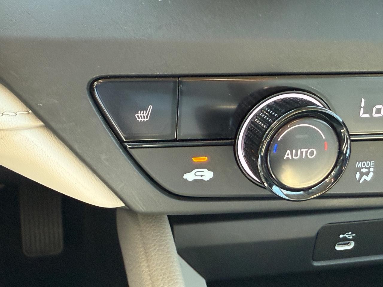 Honda Accord Sedan Vehicle Image 20