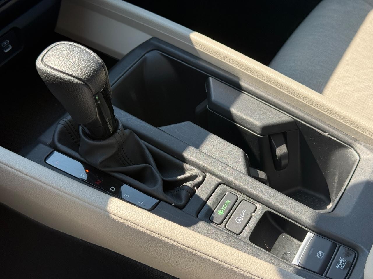 Honda Accord Sedan Vehicle Image 21