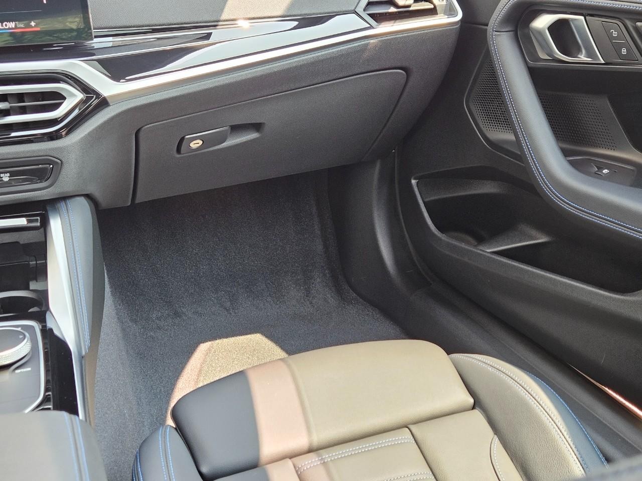 BMW 2 Series Vehicle Image 15