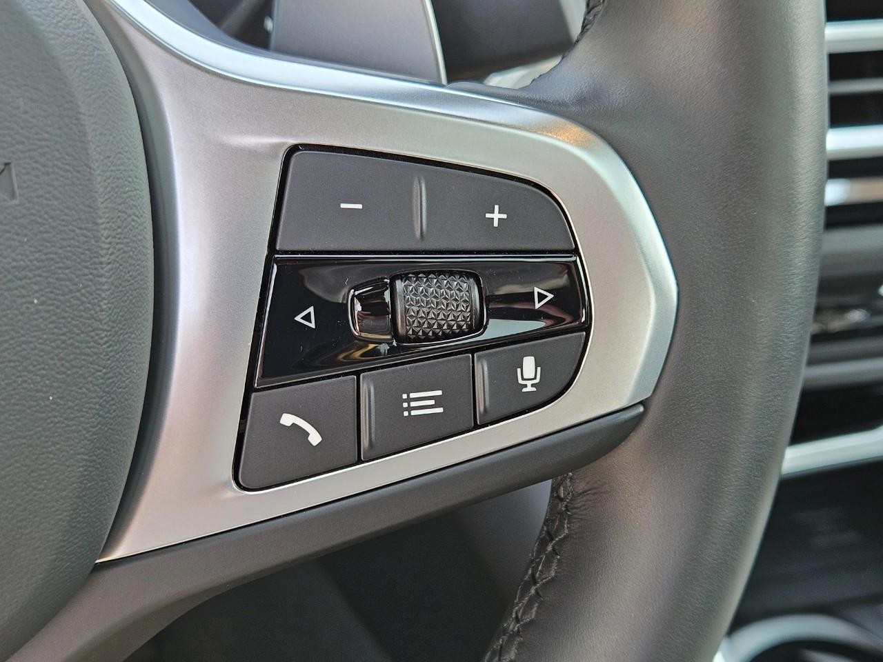 BMW 2 Series Vehicle Image 19