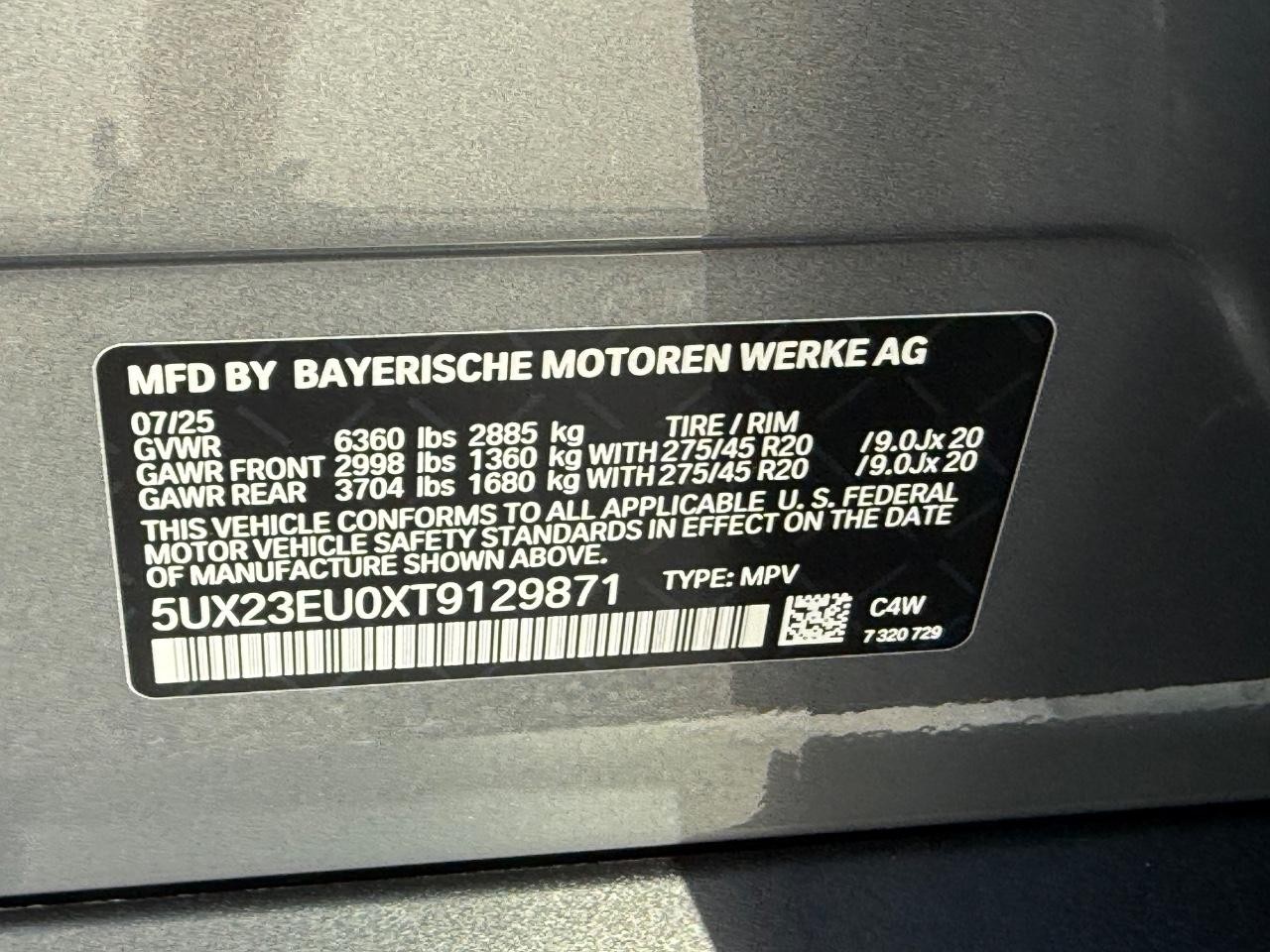 BMW X5 Vehicle Image 18
