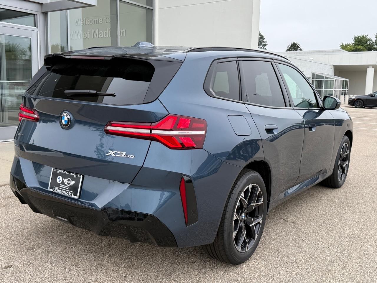 BMW X3 Vehicle Image 03