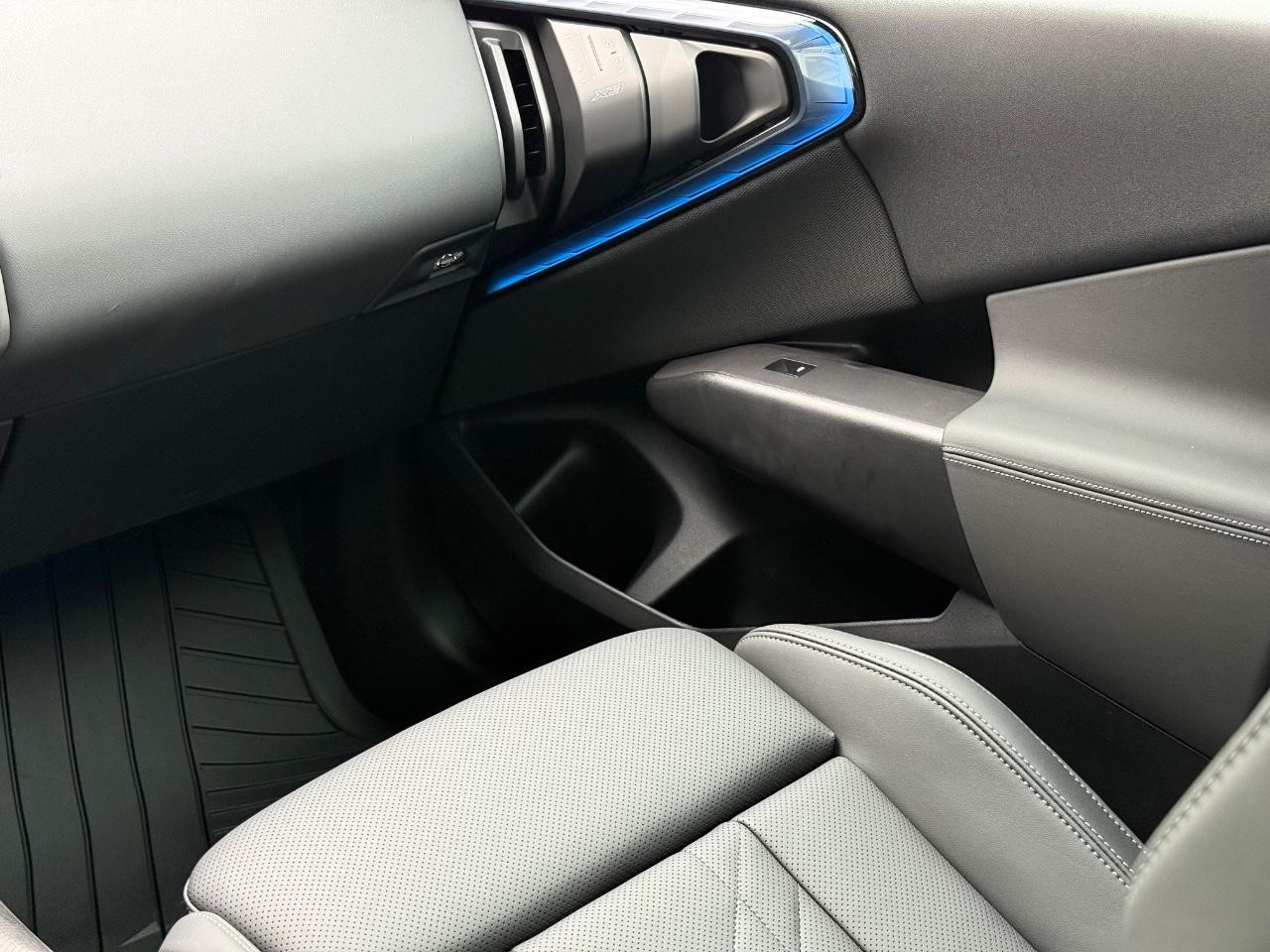 BMW X3 Vehicle Image 10