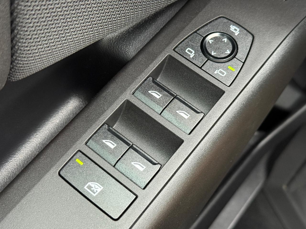 BMW X3 Vehicle Image 16