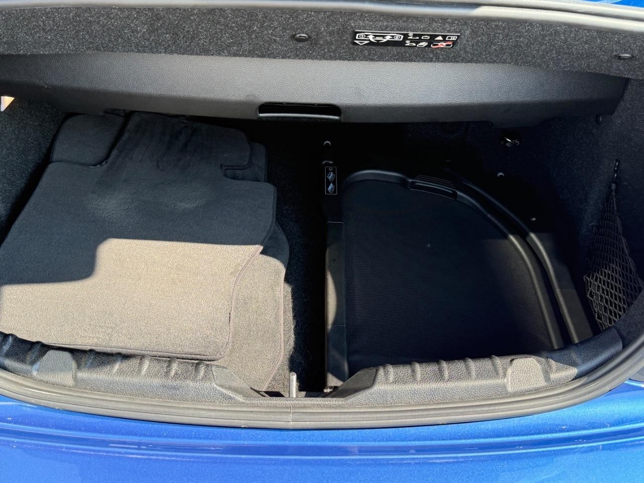 BMW 2 Series Vehicle Image 05