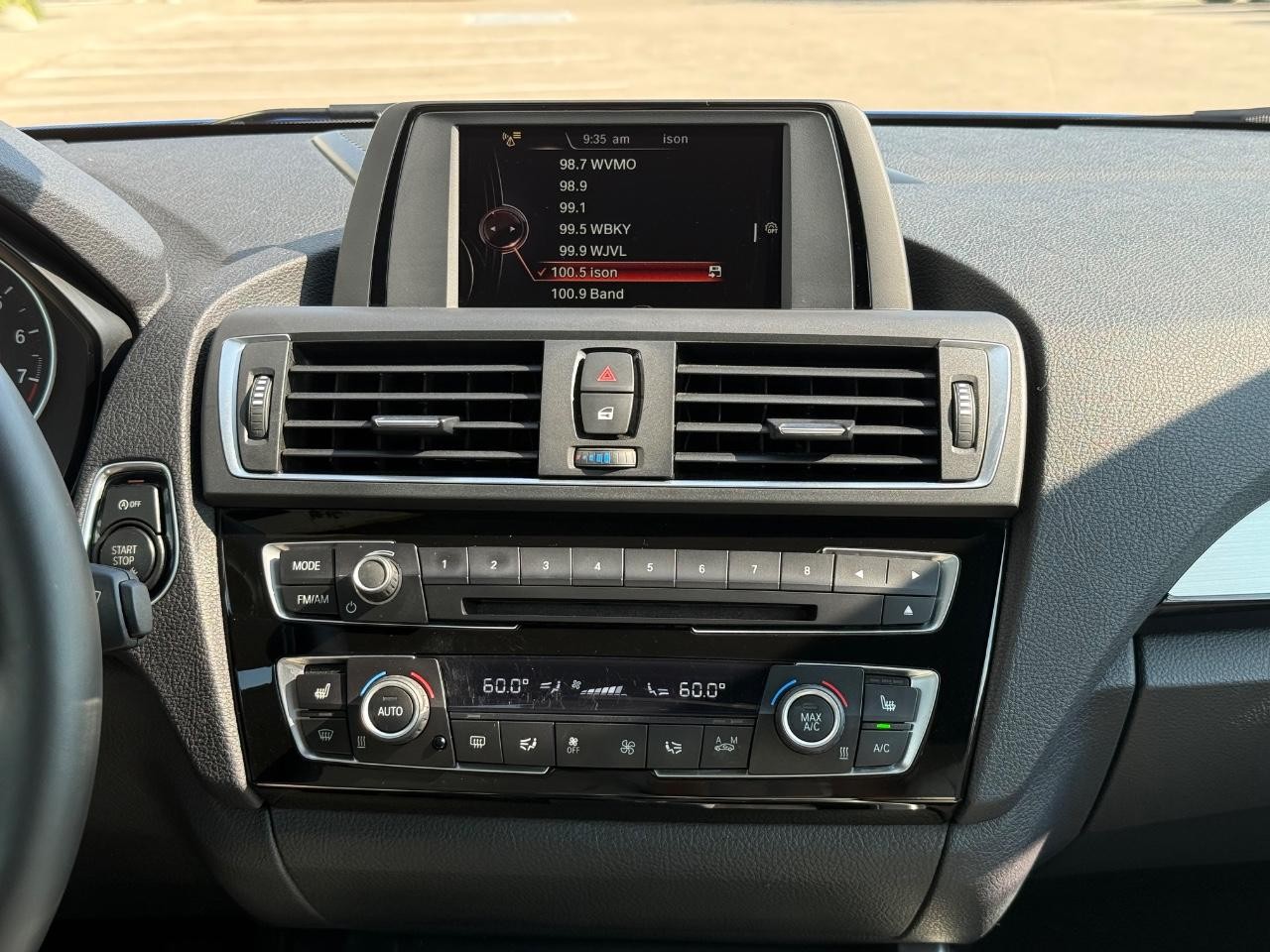 BMW 2 Series Vehicle Image 12