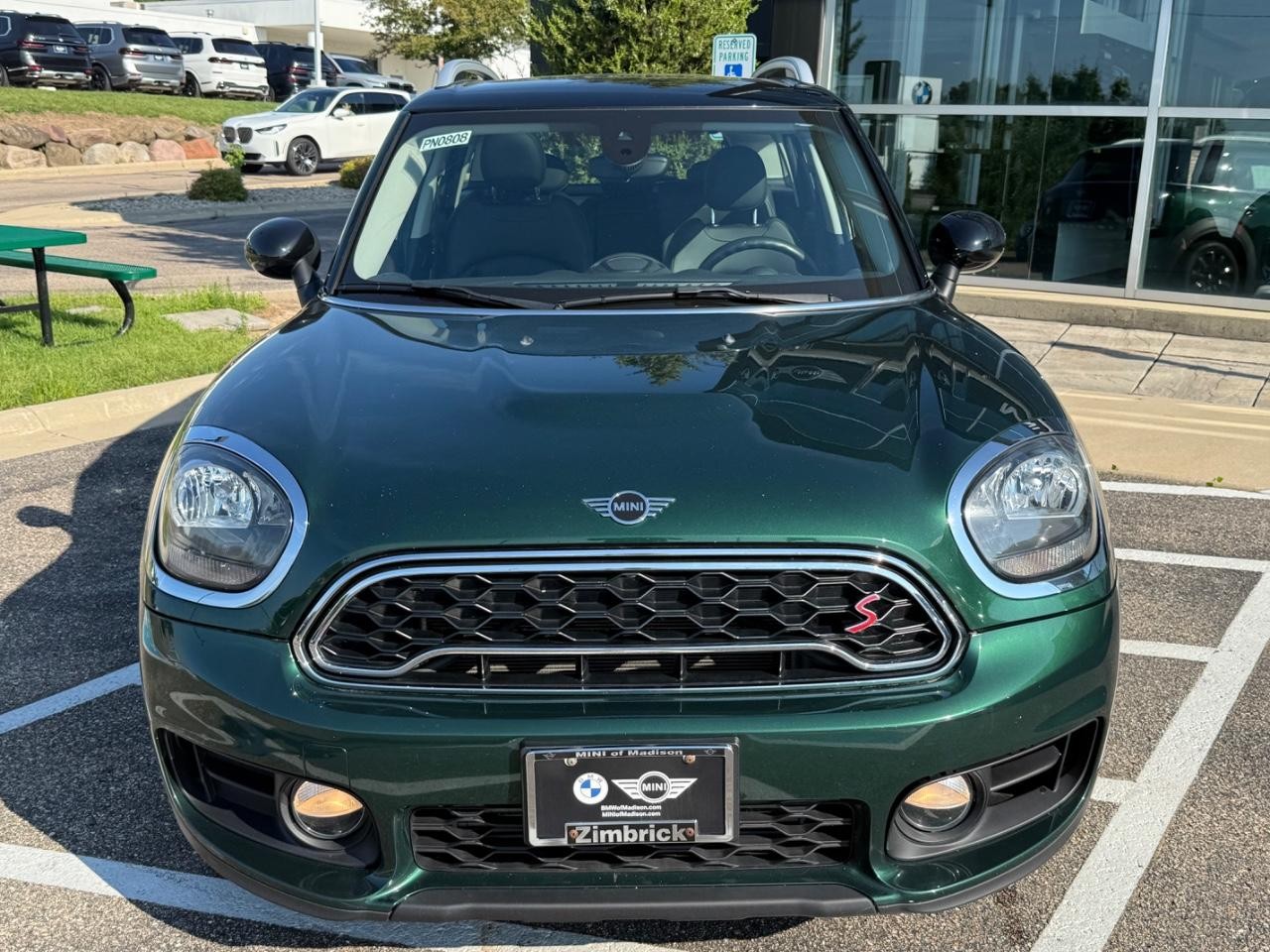 MINI Countryman Vehicle Image 09