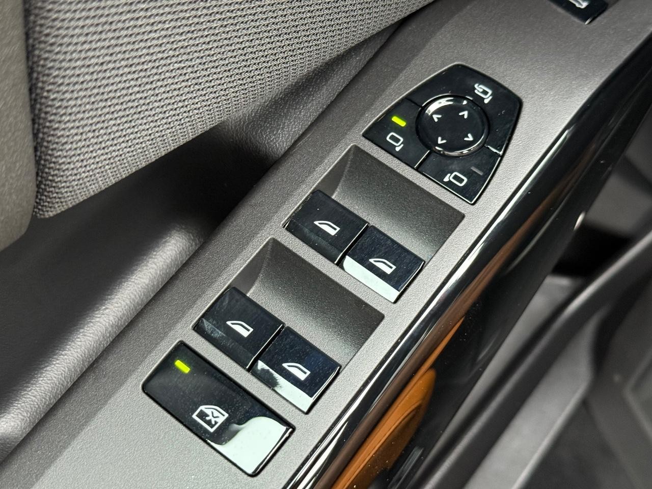 BMW X3 Vehicle Image 17