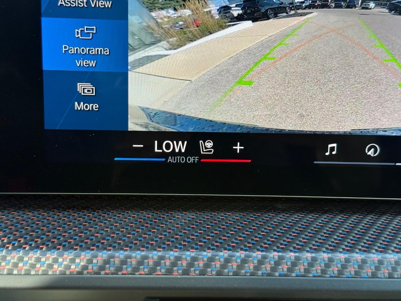 BMW XM Vehicle Image 15