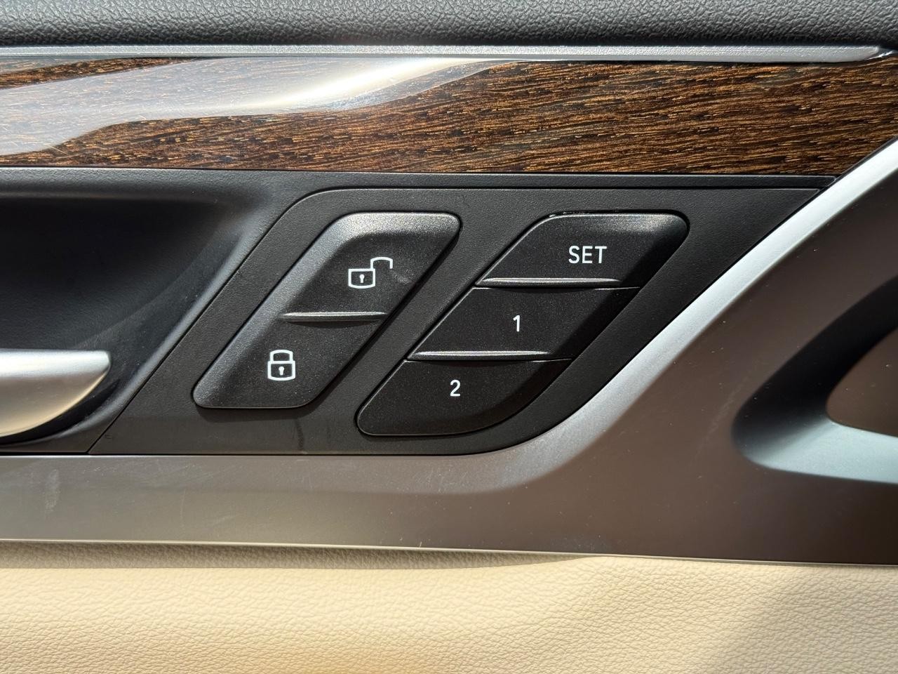 BMW X3 Vehicle Image 14