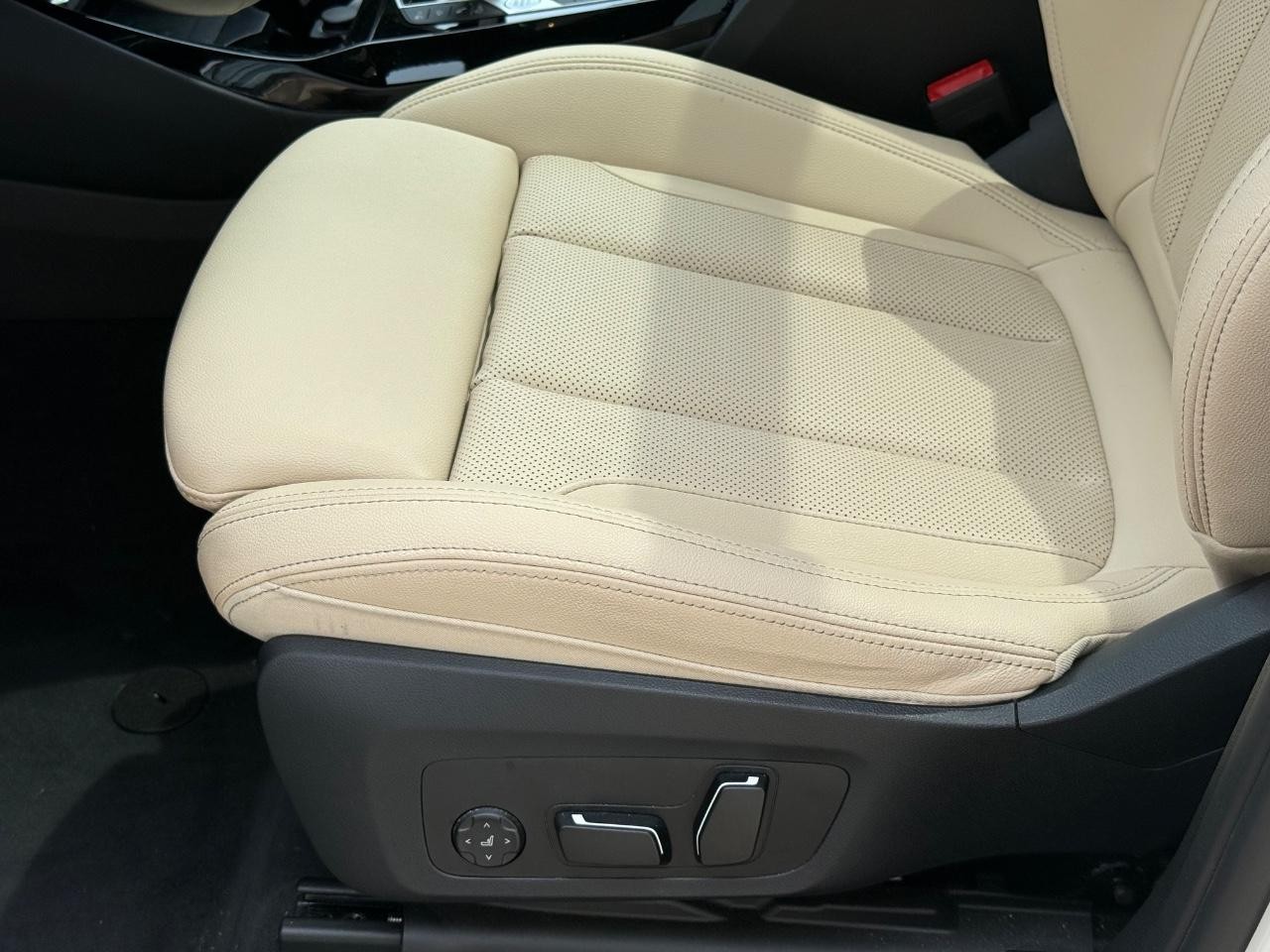 BMW X3 Vehicle Image 23