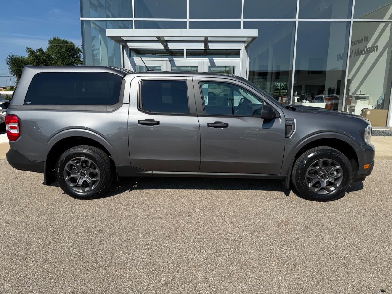 Ford Maverick Vehicle Image 02