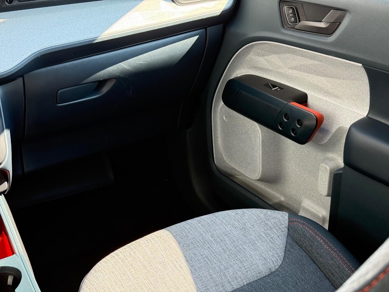Ford Maverick Vehicle Image 14