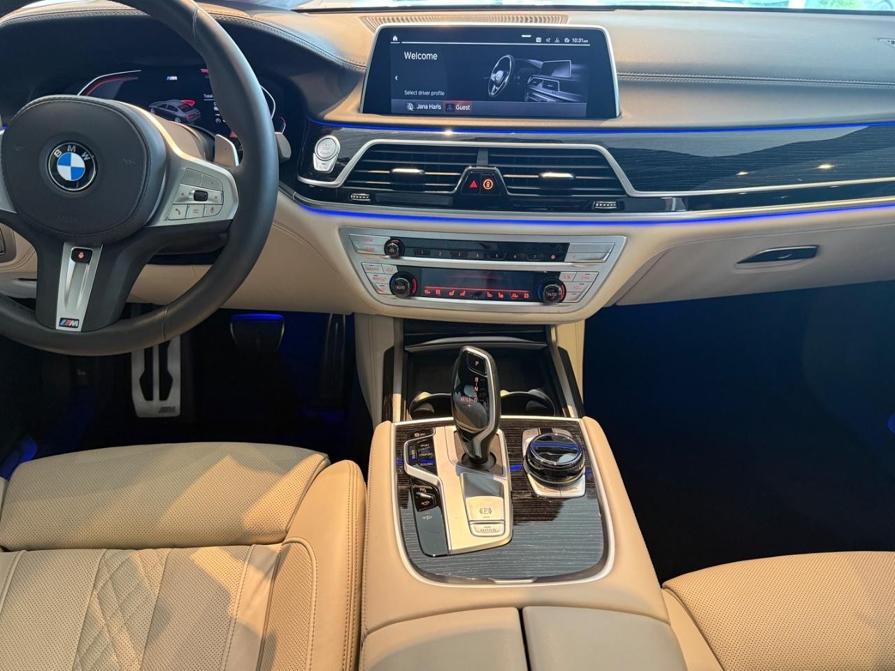 BMW 7 Series Vehicle Image 12