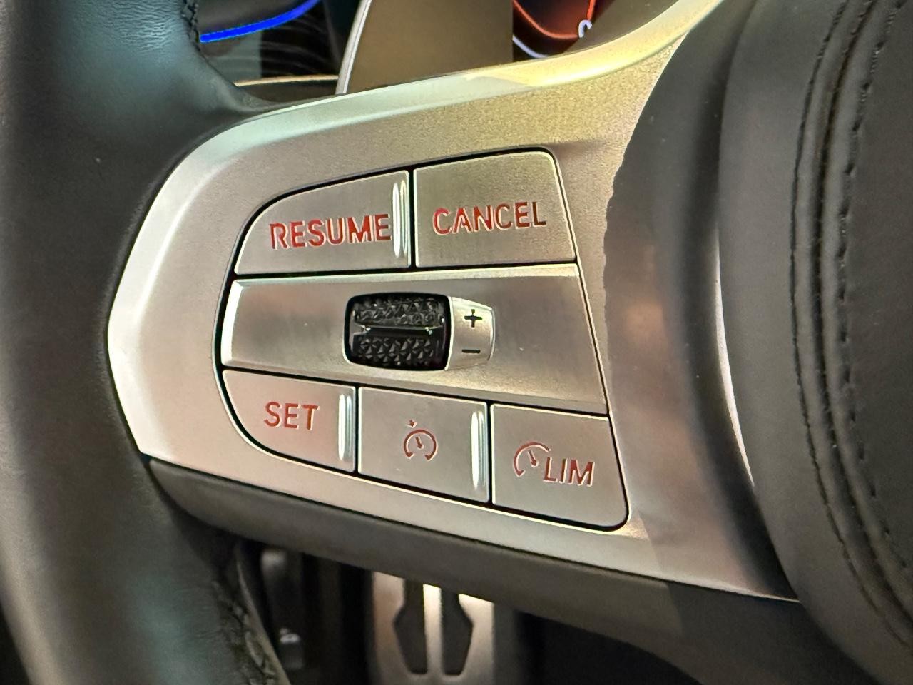 BMW 7 Series Vehicle Image 19
