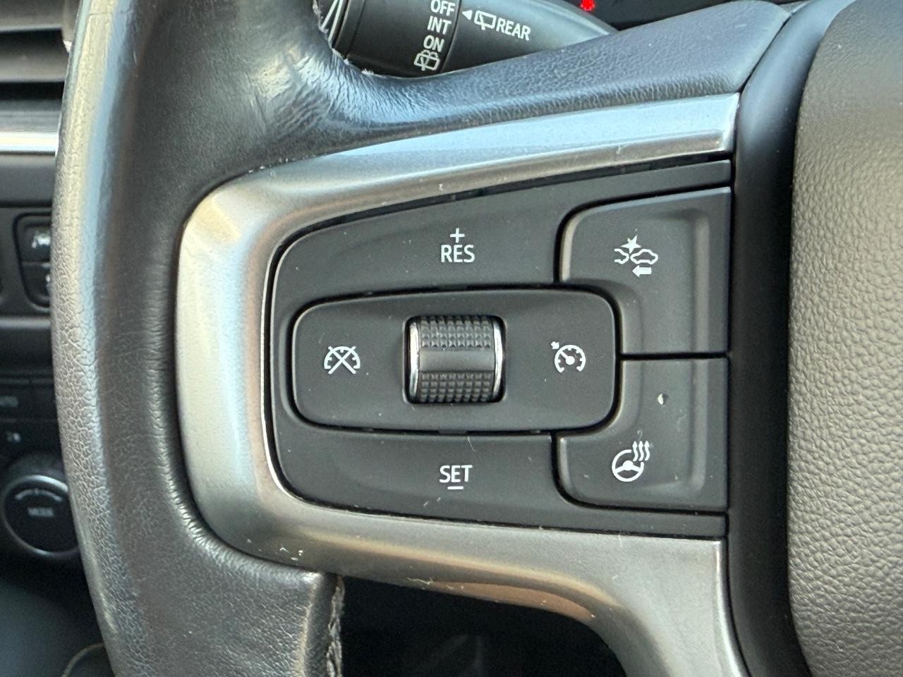 Chevrolet Tahoe Vehicle Image 16