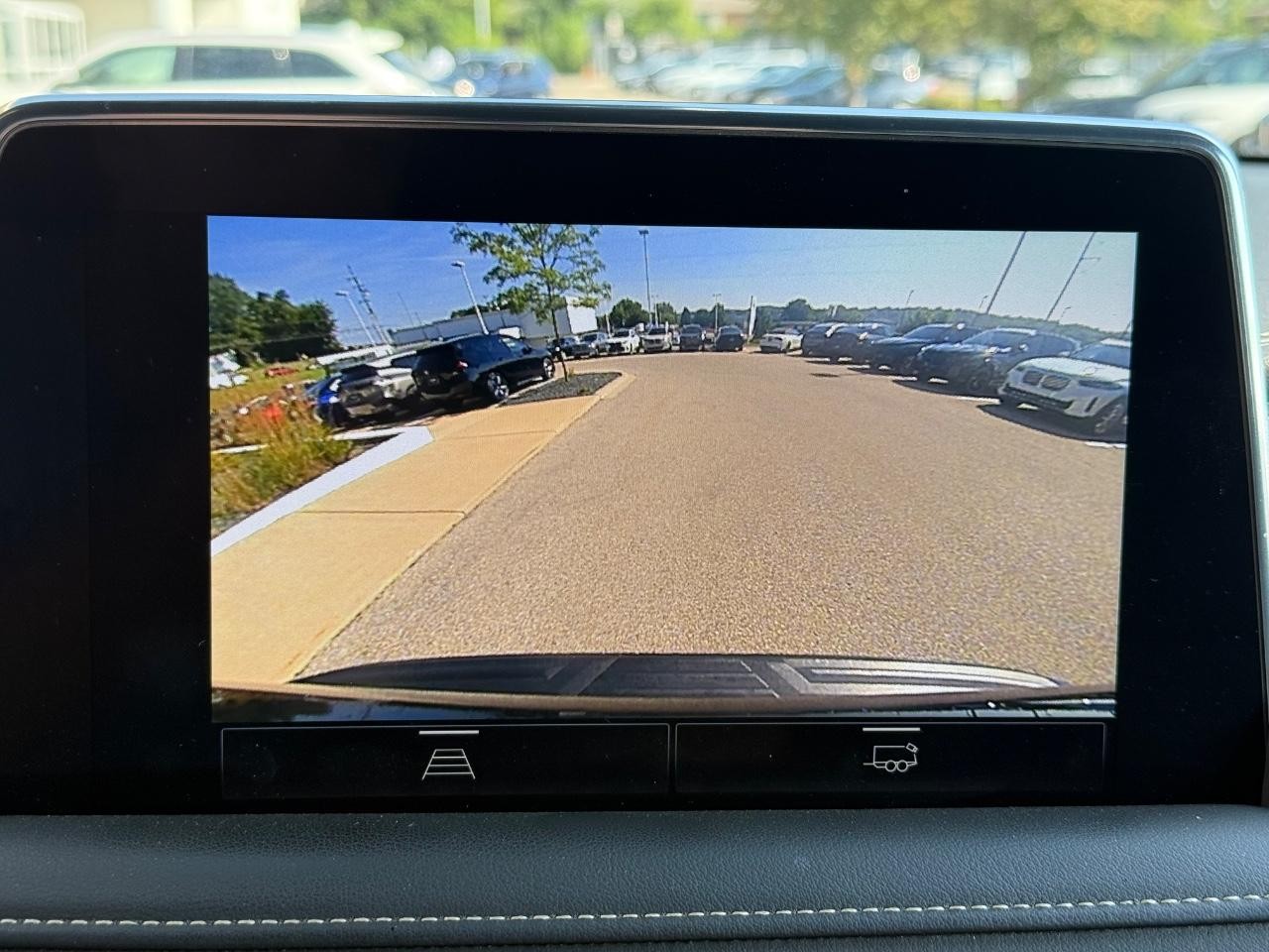 Chevrolet Tahoe Vehicle Image 19