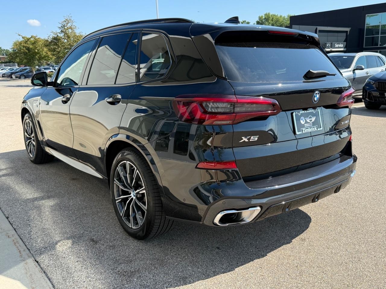 BMW X5 Vehicle Image 05