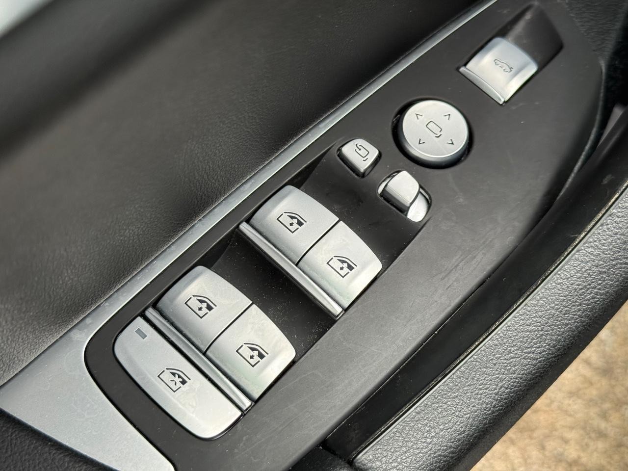 BMW X3 Vehicle Image 22