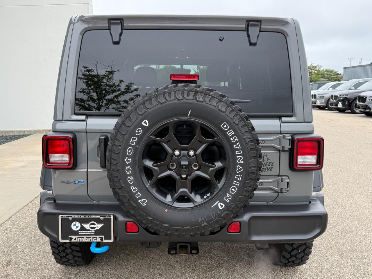Jeep Wrangler 4xe Vehicle Image 04