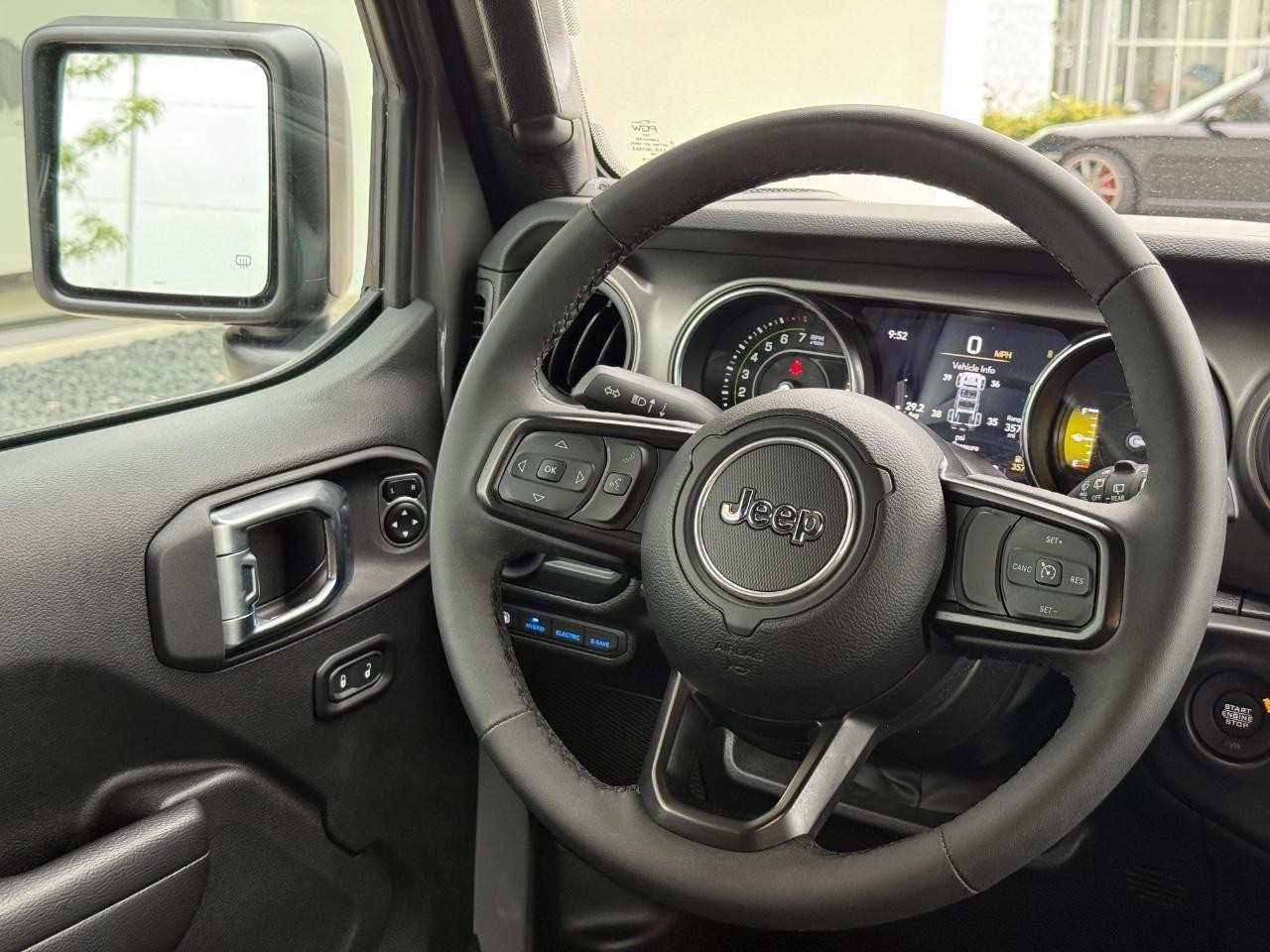 Jeep Wrangler 4xe Vehicle Image 14