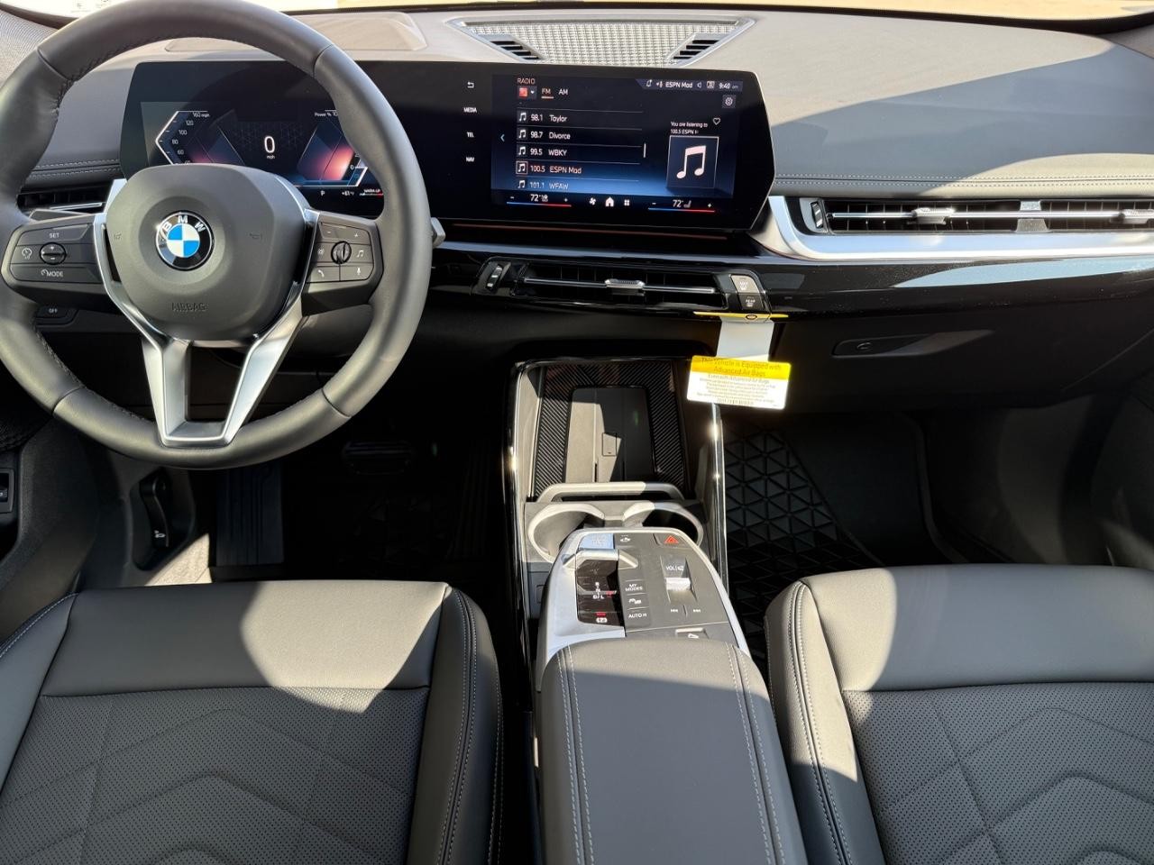 BMW X1 Vehicle Image 06