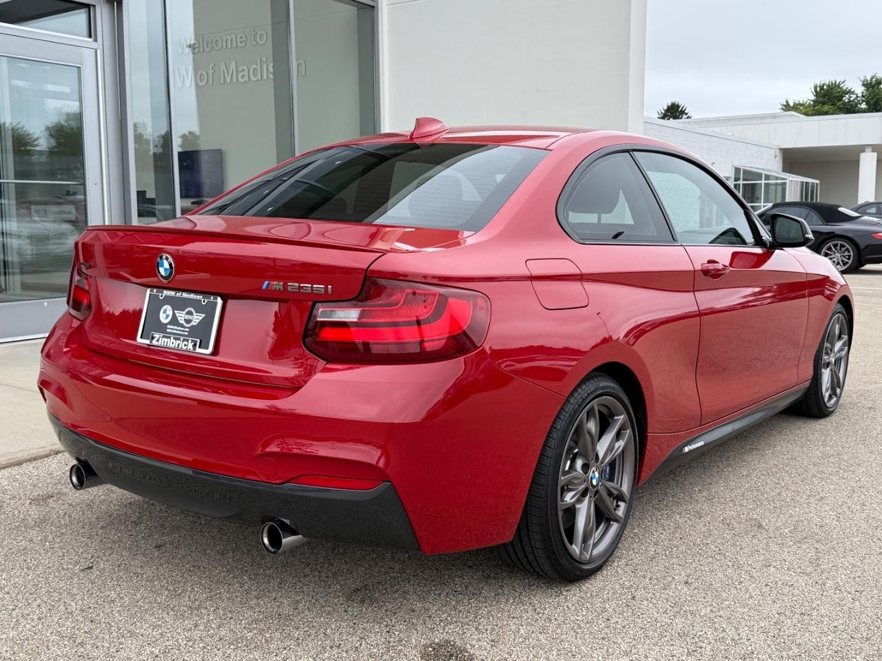 BMW 2 Series Vehicle Image 03