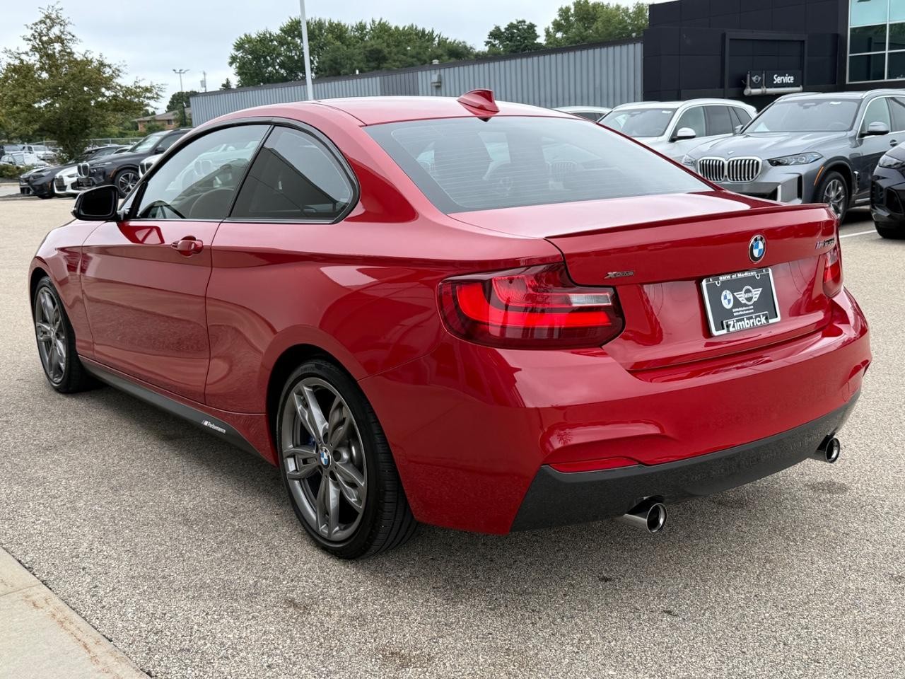 BMW 2 Series Vehicle Image 05