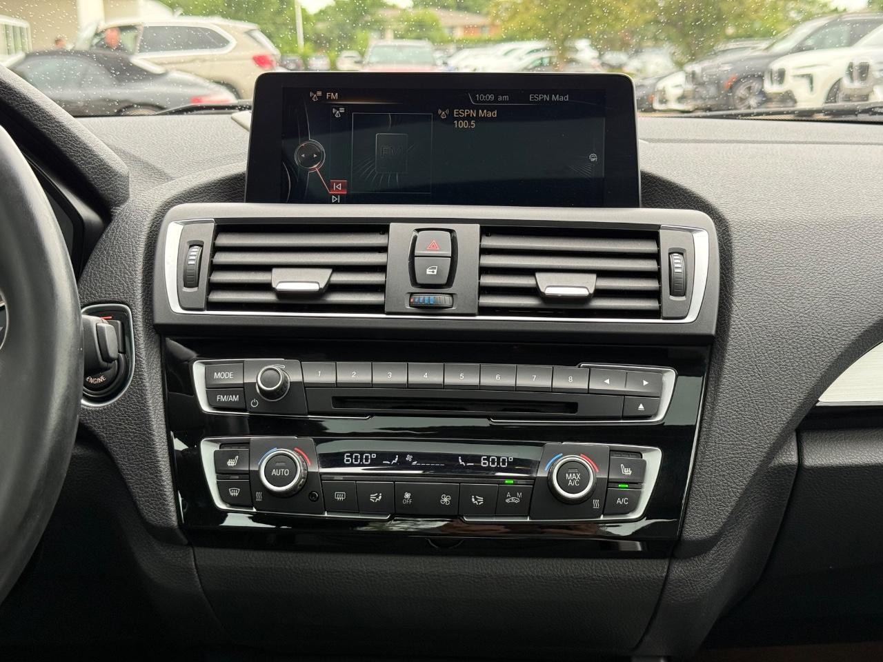 BMW 2 Series Vehicle Image 11