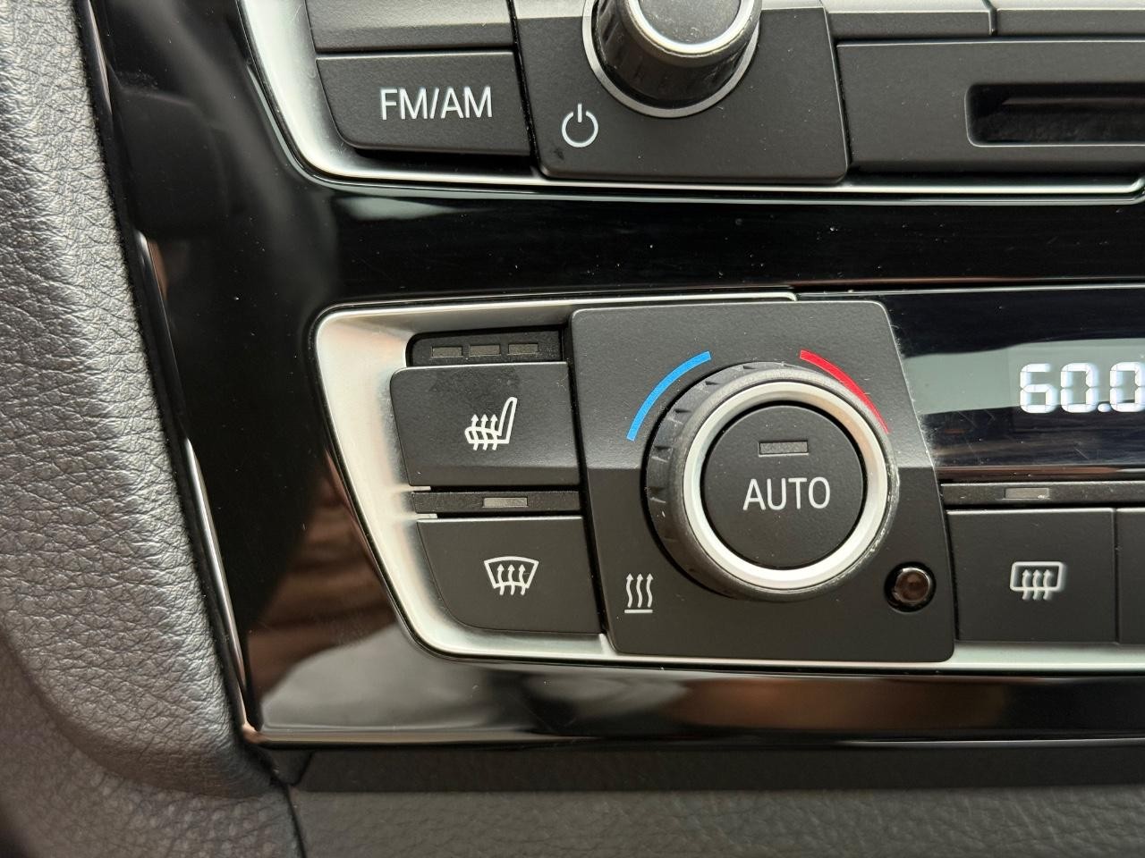BMW 2 Series Vehicle Image 20