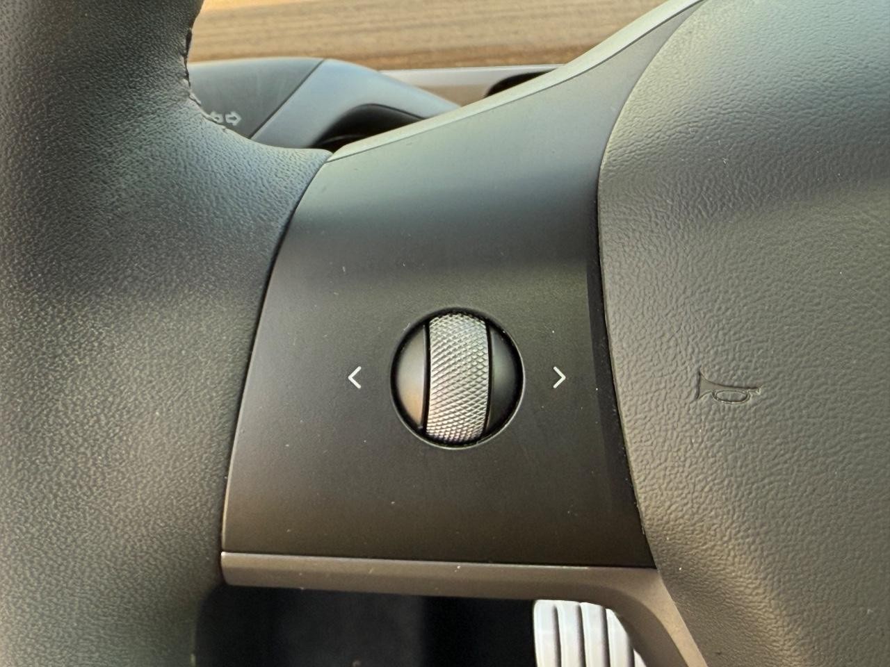 Tesla Model Y Vehicle Image 16
