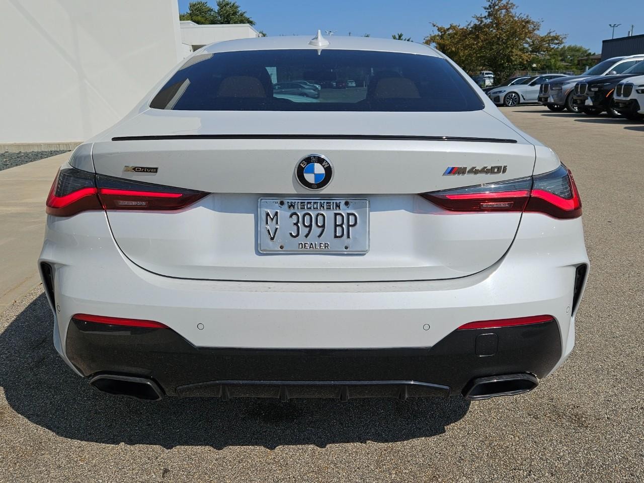 BMW 4 Series Vehicle Image 04