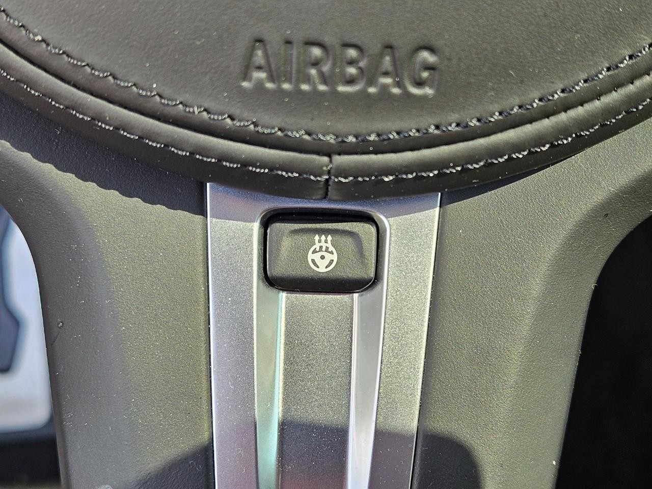 BMW 4 Series Vehicle Image 17