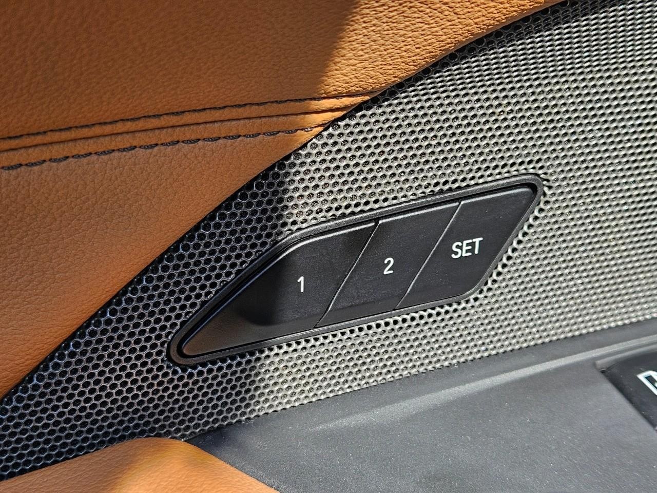 BMW 4 Series Vehicle Image 21