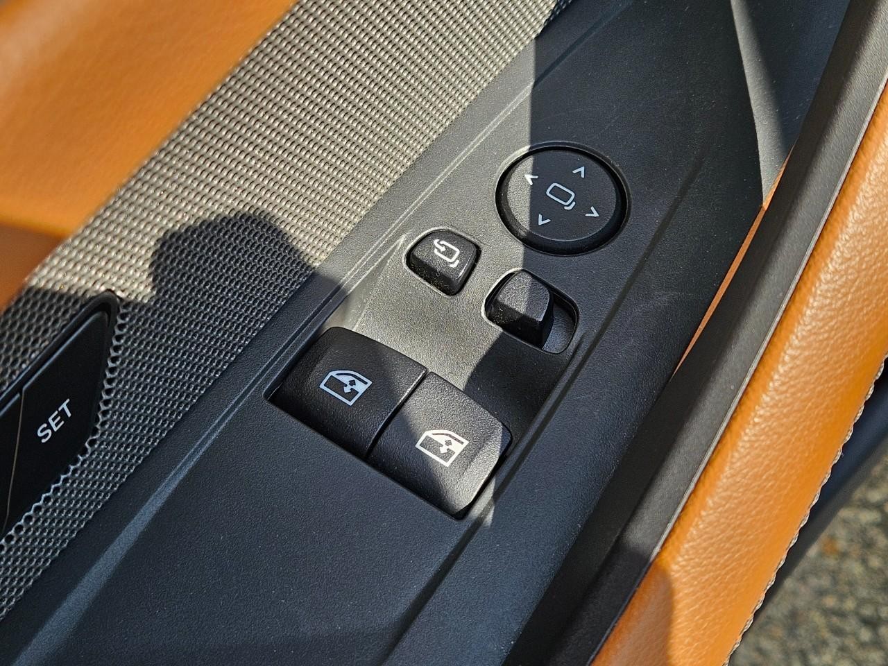 BMW 4 Series Vehicle Image 22
