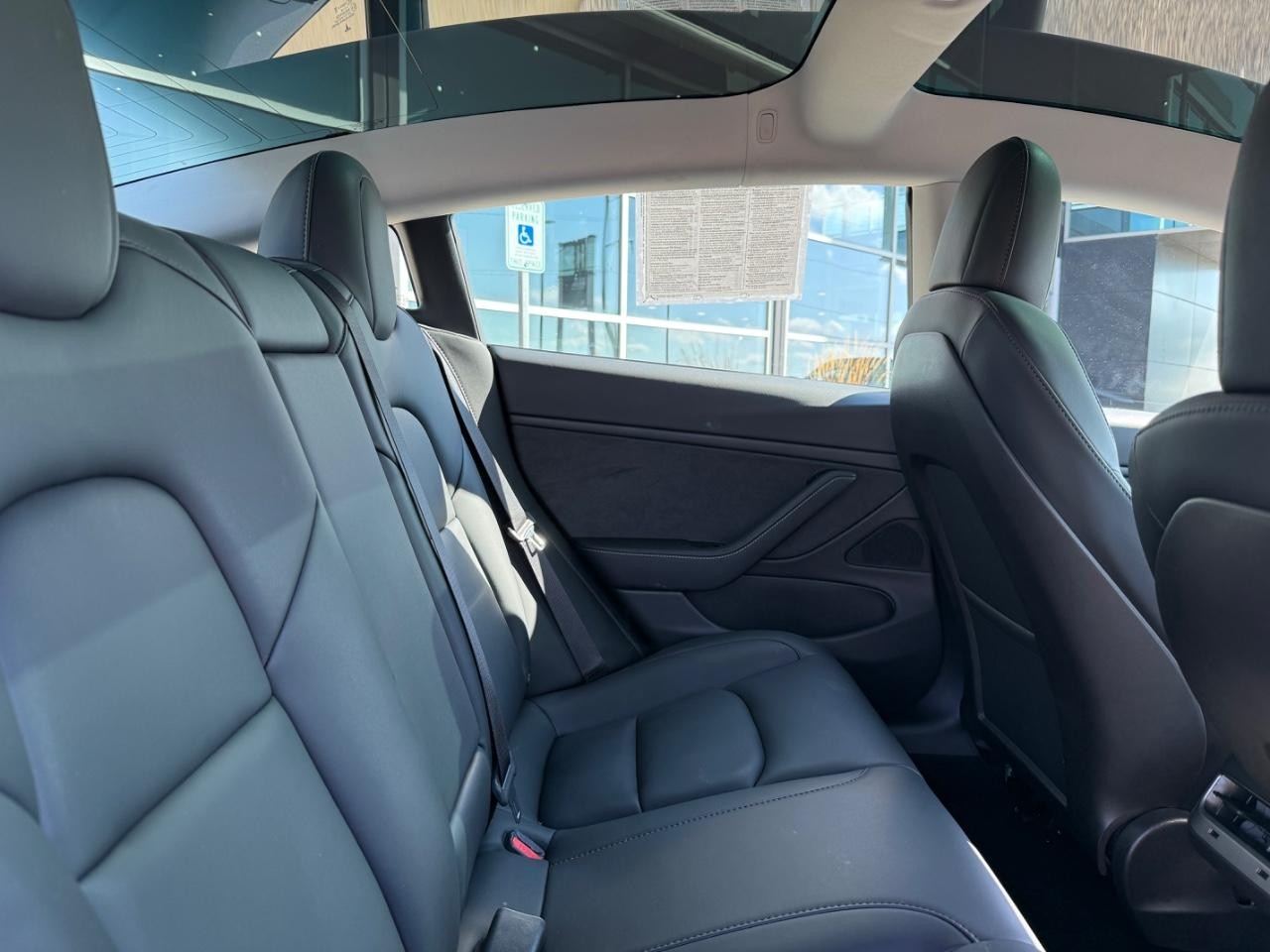 Tesla Model 3 Vehicle Image 09