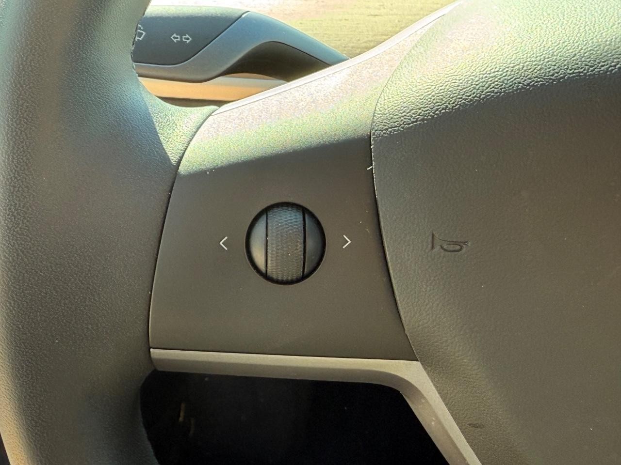 Tesla Model 3 Vehicle Image 14